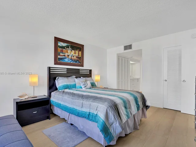 5701 Collins Ave # 611, Miami Beach FL 33140