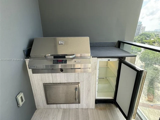 1451 Brickell Ave # 1105, Miami FL 33131