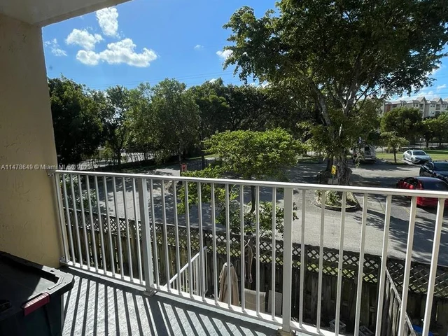 4800 NW 79th Ave # 207, Doral FL 33166