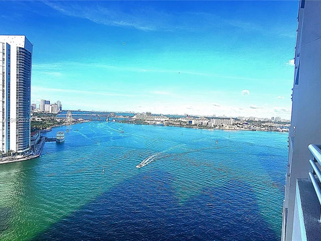 888 NE Brickell Key Dr # 2110, Miami FL 33131