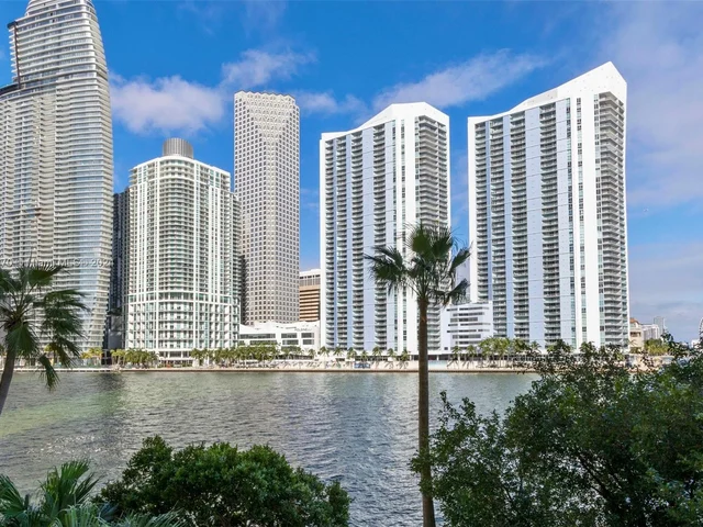 888 NE Brickell Key Dr # 2110, Miami FL 33131