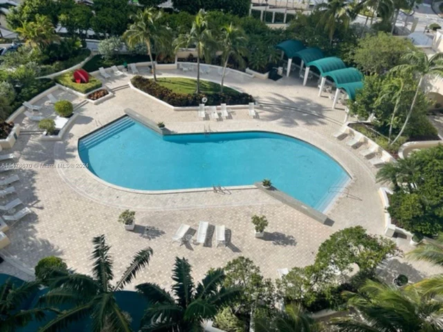 888 NE Brickell Key Dr # 2110, Miami FL 33131