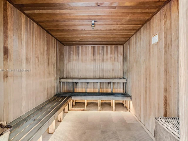 50 Biscayne Blvd # 705, Miami FL 33132