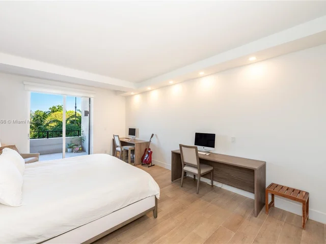 151 Crandon Blvd # 534, Key Biscayne FL 33149