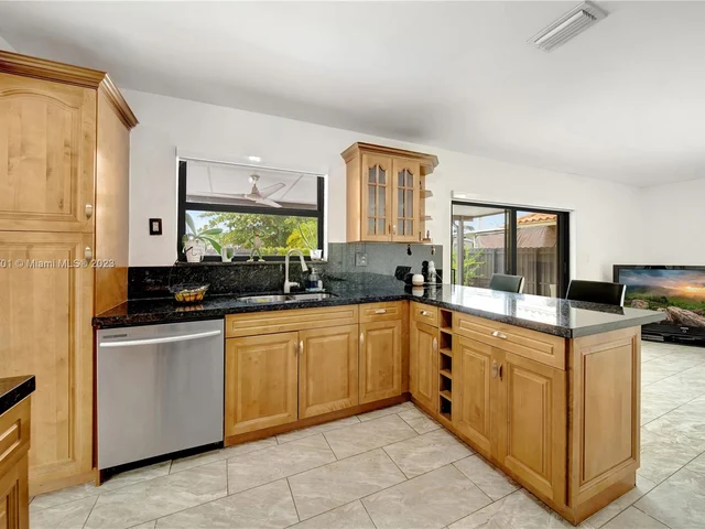 5770 SW 156th Ct, Miami FL 33193