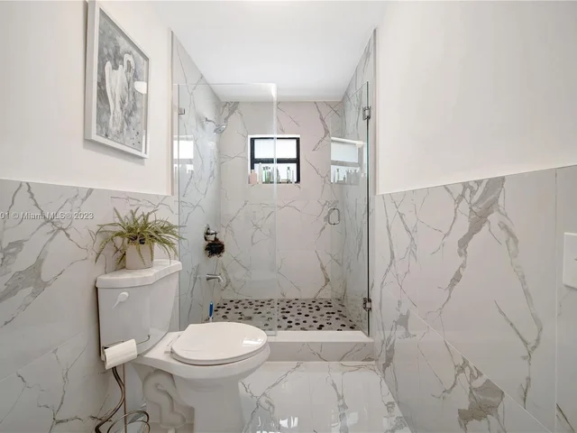 5770 SW 156th Ct, Miami FL 33193