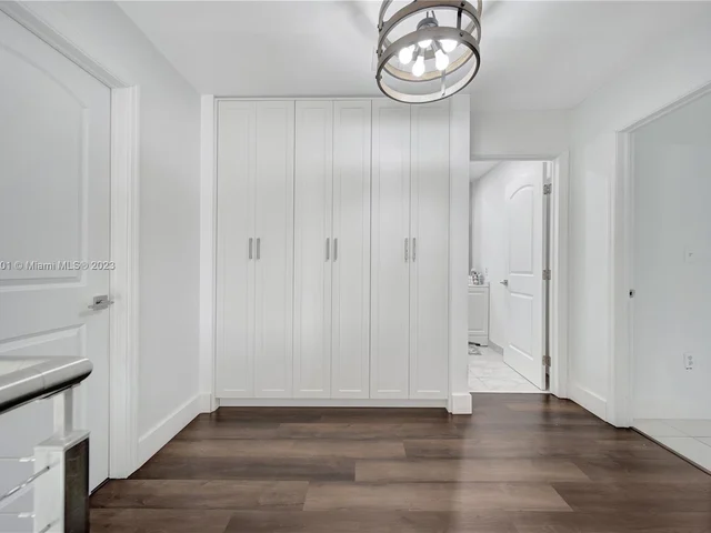 5770 SW 156th Ct, Miami FL 33193