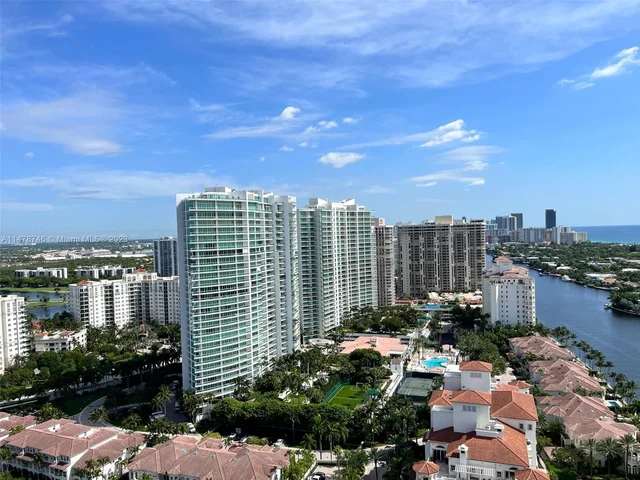 19707 Turnberry Way # 2, Aventura FL 33180