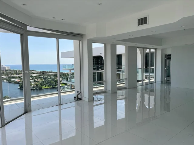 19707 Turnberry Way # 2, Aventura FL 33180