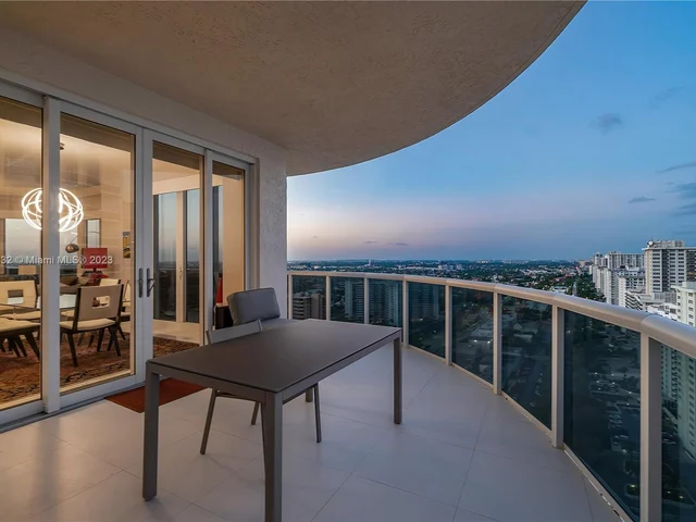 3100 N Ocean Blvd # 2601, Fort Lauderdale FL 33308