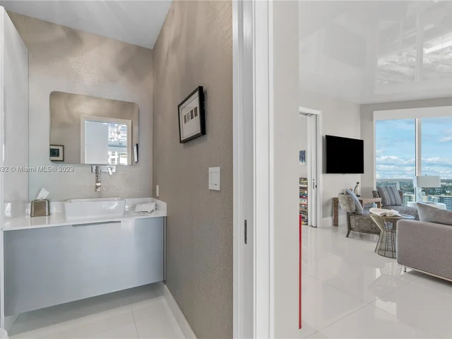 3100 N Ocean Blvd # 2601, Fort Lauderdale FL 33308