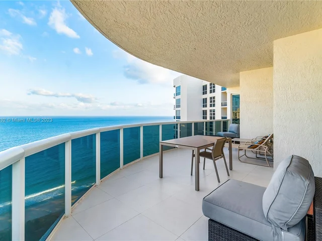 3100 N Ocean Blvd # 2601, Fort Lauderdale FL 33308