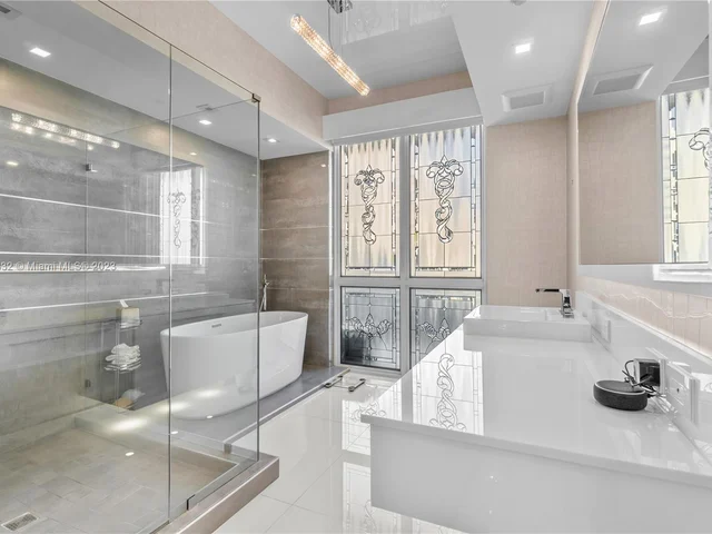 3100 N Ocean Blvd # 2601, Fort Lauderdale FL 33308