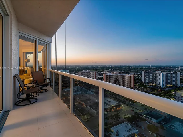 3100 N Ocean Blvd # 2601, Fort Lauderdale FL 33308