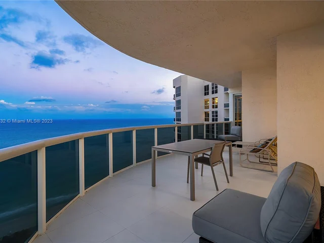 3100 N Ocean Blvd # 2601, Fort Lauderdale FL 33308