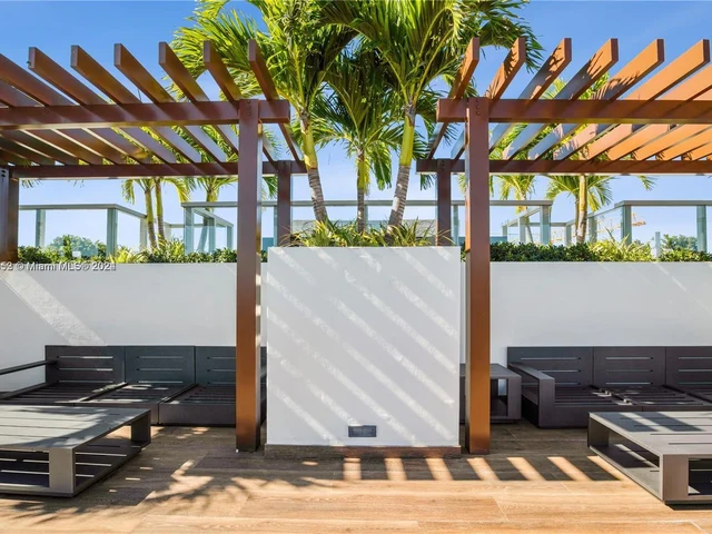 9521 E Bay Harbor Dr # 302, Bay Harbor Islands FL 33154