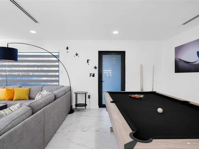 15510 NW 2nd Ct # 0, Miami FL 33169