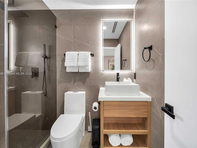 15510 NW 2nd Ct # 0, Miami FL 33169