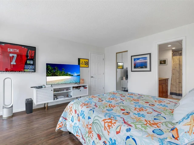 2841 N Ocean Blvd # 405, Fort Lauderdale FL 33308