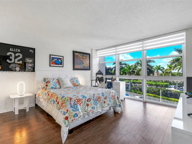 2841 N Ocean Blvd # 405, Fort Lauderdale FL 33308