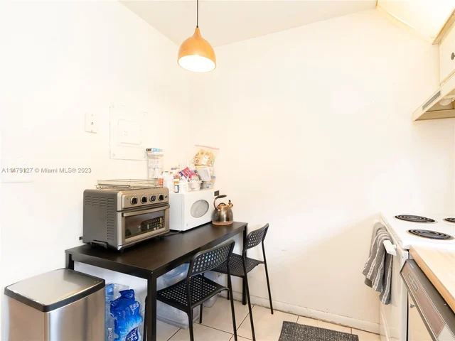 17011 N Bay Rd # 419, Sunny Isles Beach FL 33160