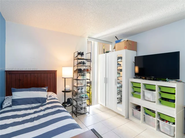 17011 N Bay Rd # 419, Sunny Isles Beach FL 33160