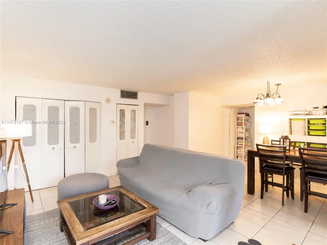 17011 N Bay Rd # 419, Sunny Isles Beach FL 33160