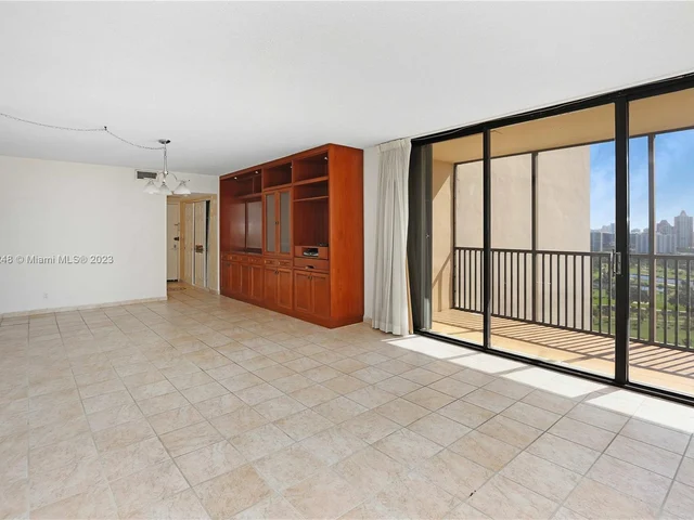 20379 W Country Club Dr # 2439, Aventura FL 33180