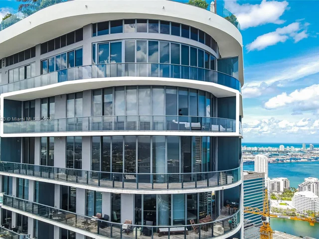 801 S Miami Ave # 5601, Miami FL 33130