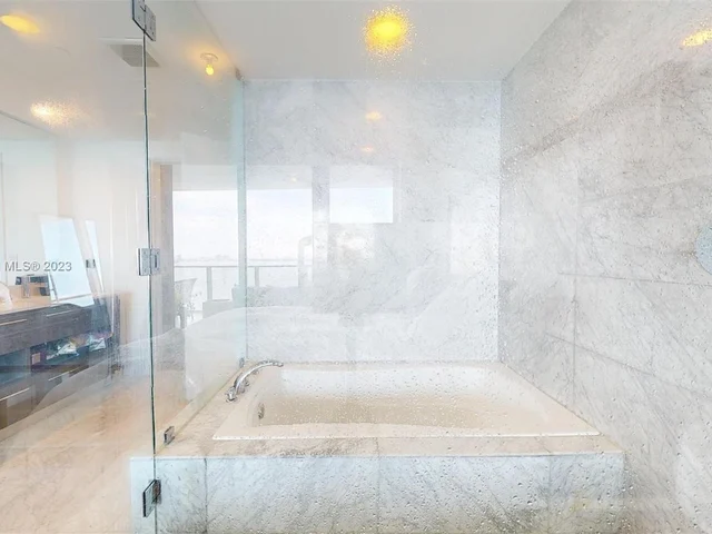 3131 NE 7th Ave # 1803, Miami FL 33137