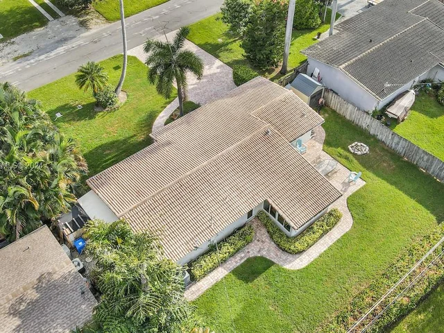 2349 NE 8th Court, Pompano Beach FL 33062