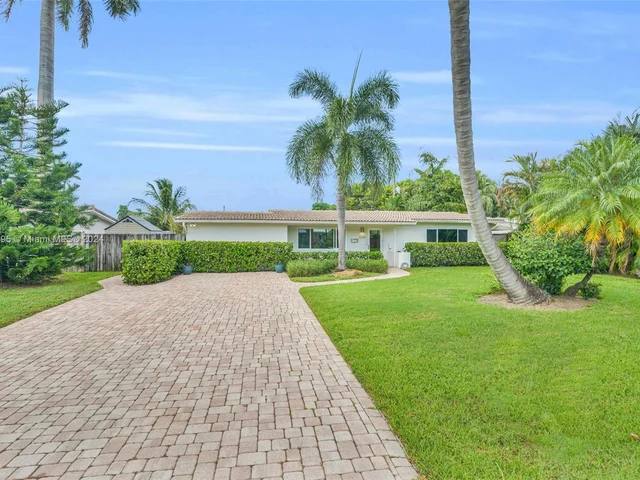 2349 NE 8th Court, Pompano Beach FL 33062