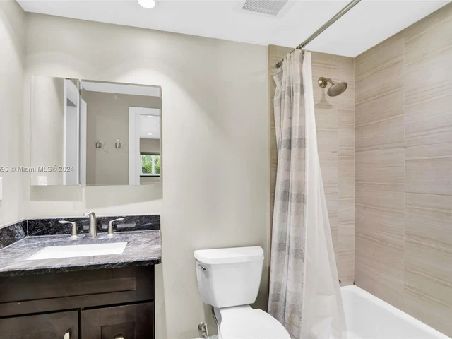 2349 NE 8th Court, Pompano Beach FL 33062