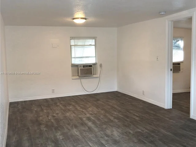 5738 Garfield St # B, Hollywood FL 33021