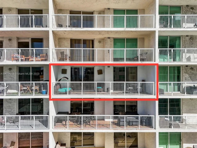 1200 Brickell Bay Dr # 2217, Miami FL 33131