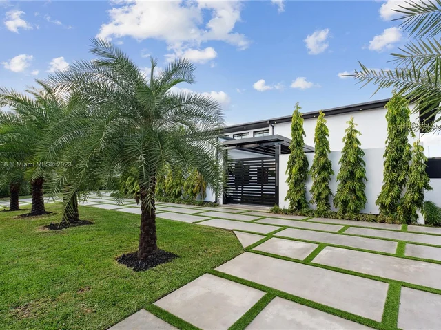 1001 San Pedro Ave, Coral Gables FL 33156