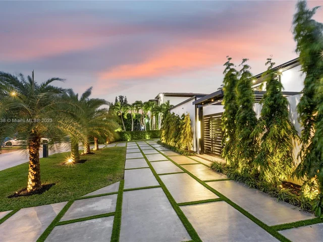 1001 San Pedro Ave, Coral Gables FL 33156