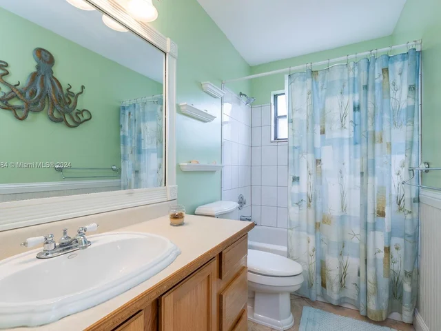 1279 N Fieldlark Ln, Homestead FL 33035