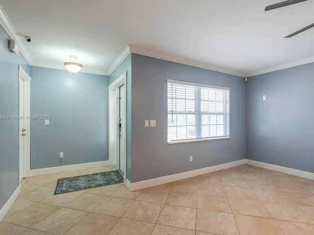 1279 N Fieldlark Ln, Homestead FL 33035