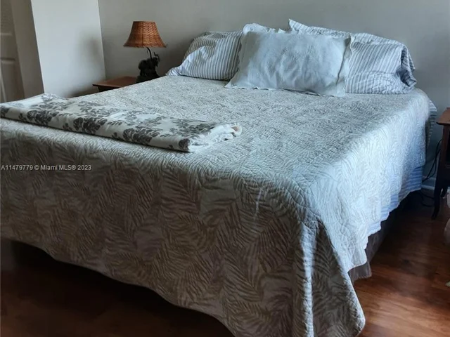 6323 Coral Lake Dr # 211, Margate FL 33063