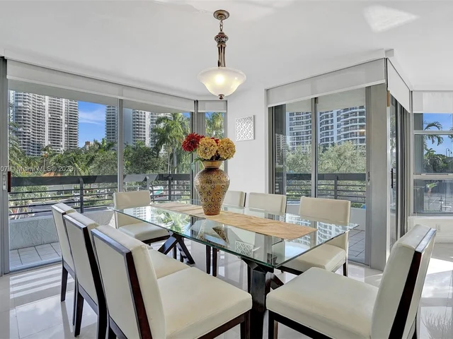 3500 Mystic Pointe Dr # 308, Aventura FL 33180