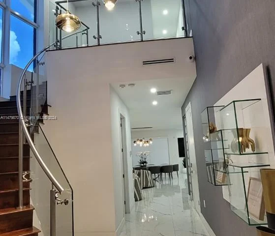 7430 NW 97th Pl, Doral FL 33178