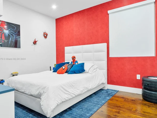 7430 NW 97th Pl, Doral FL 33178