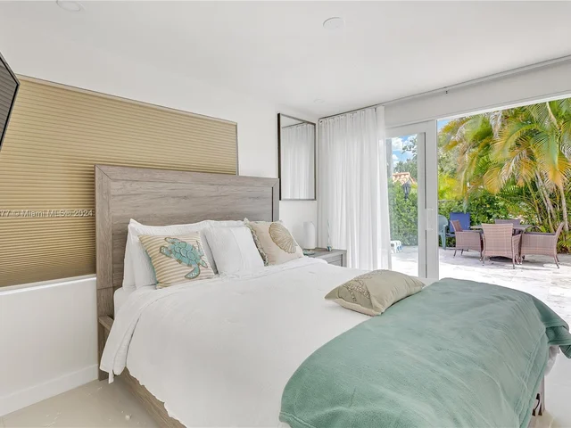 521 SW 40th Ct # 2, Miami FL 33134