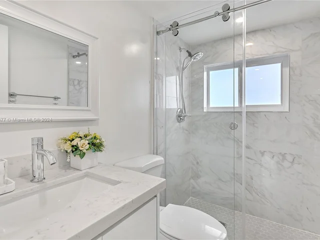 521 SW 40th Ct # 2, Miami FL 33134