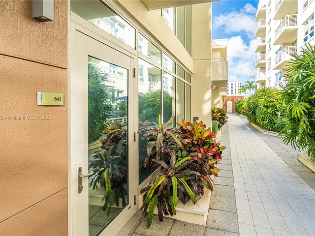 3250 NE 1st Ave # 543, Miami FL 33137
