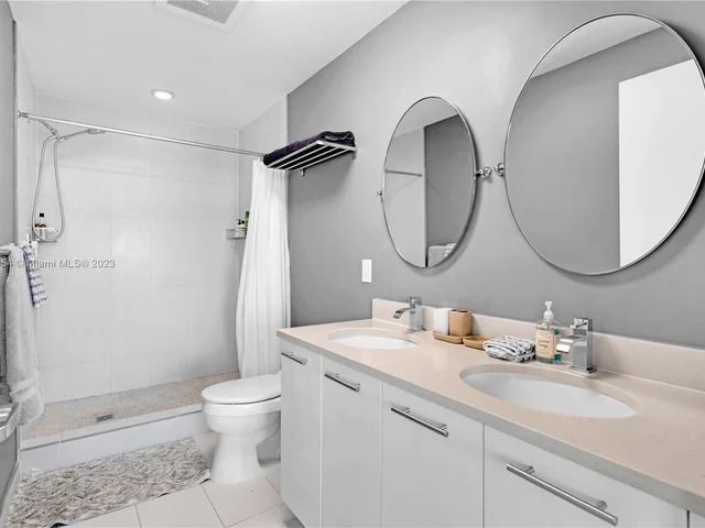 3250 NE 1st Ave # 543, Miami FL 33137