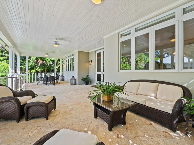 7690 Ponce De Leon Rd, Miami FL 33143