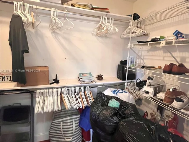 12374 NW 98th Pl, Hialeah Gardens FL 33018