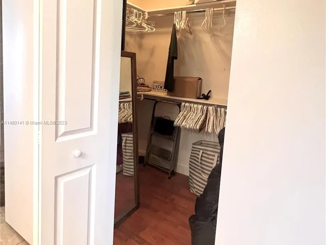 12374 NW 98th Pl, Hialeah Gardens FL 33018